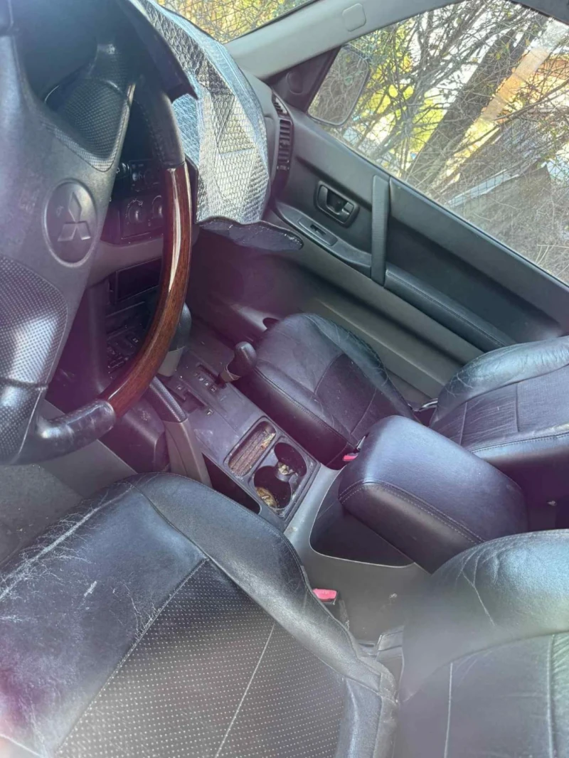 Mitsubishi Pajero Не, снимка 2 - Автомобили и джипове - 52552665