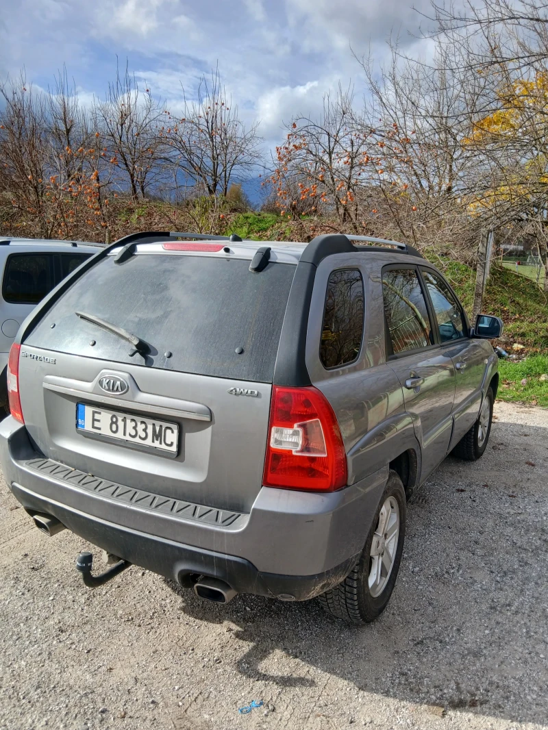Kia Sportage, снимка 8 - Автомобили и джипове - 52548520