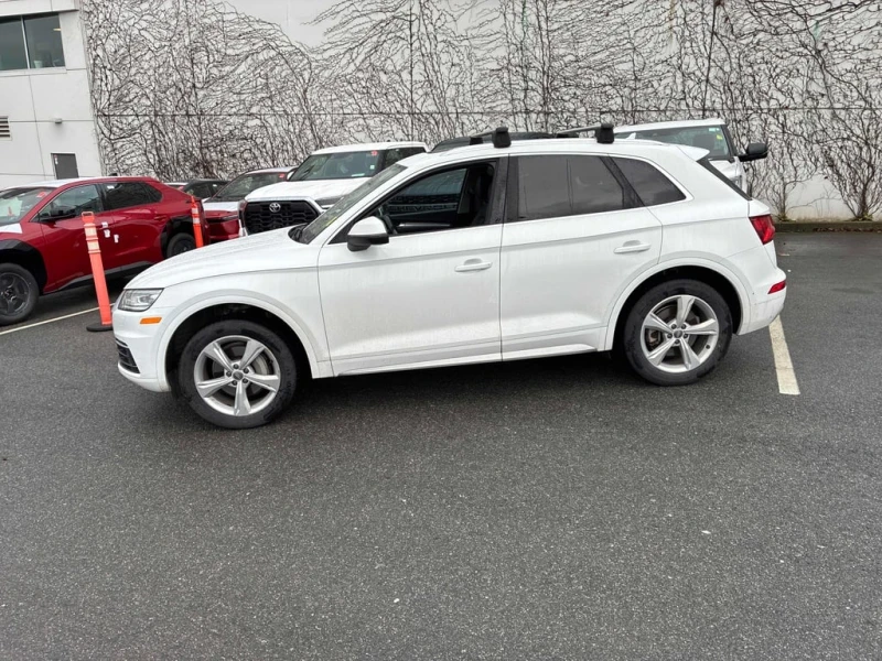 Audi Q5 * Progressiv * CARFAX * ФИНАНСИРАНЕ, снимка 2 - Автомобили и джипове - 52767941