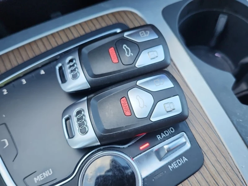 Audi Q7 2018 * TECHNIK * CARFAX * ОТ ПРЕДСТАВИТЕЛСТВО, снимка 13 - Автомобили и джипове - 53287946