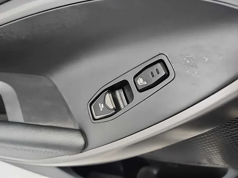 Hyundai Santa fe 2.0, снимка 13 - Автомобили и джипове - 54872583