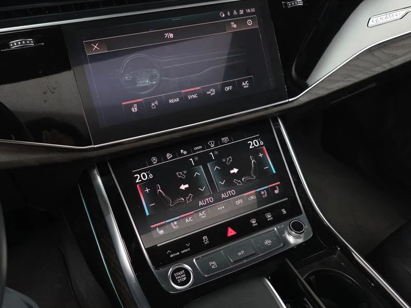 Audi Q7 3.0 Automatic, снимка 13 - Автомобили и джипове - 55462907