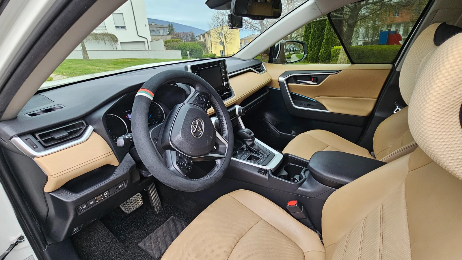 Toyota Rav4 2.5 HYBRID XLE Звукоизолиран, черна кутия за кола - изображение 7