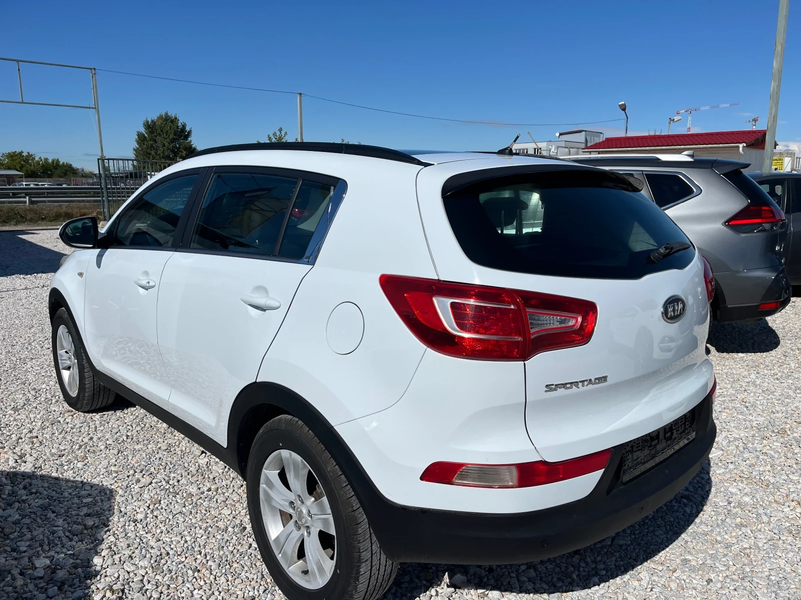 Kia Sportage 1.6i 135кс Панорама - изображение 5