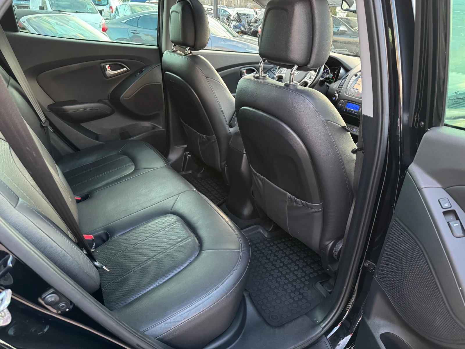 Hyundai IX35 2.0D-4x4-AUT-CAMERA-KEYLESS--XENON | Mobile.bg   16