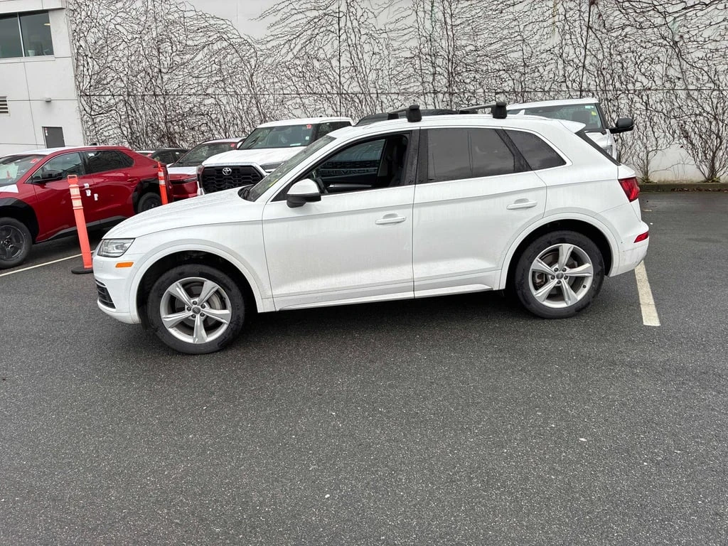 Audi Q5 * Progressiv * CARFAX * ФИНАНСИРАНЕ - изображение 2