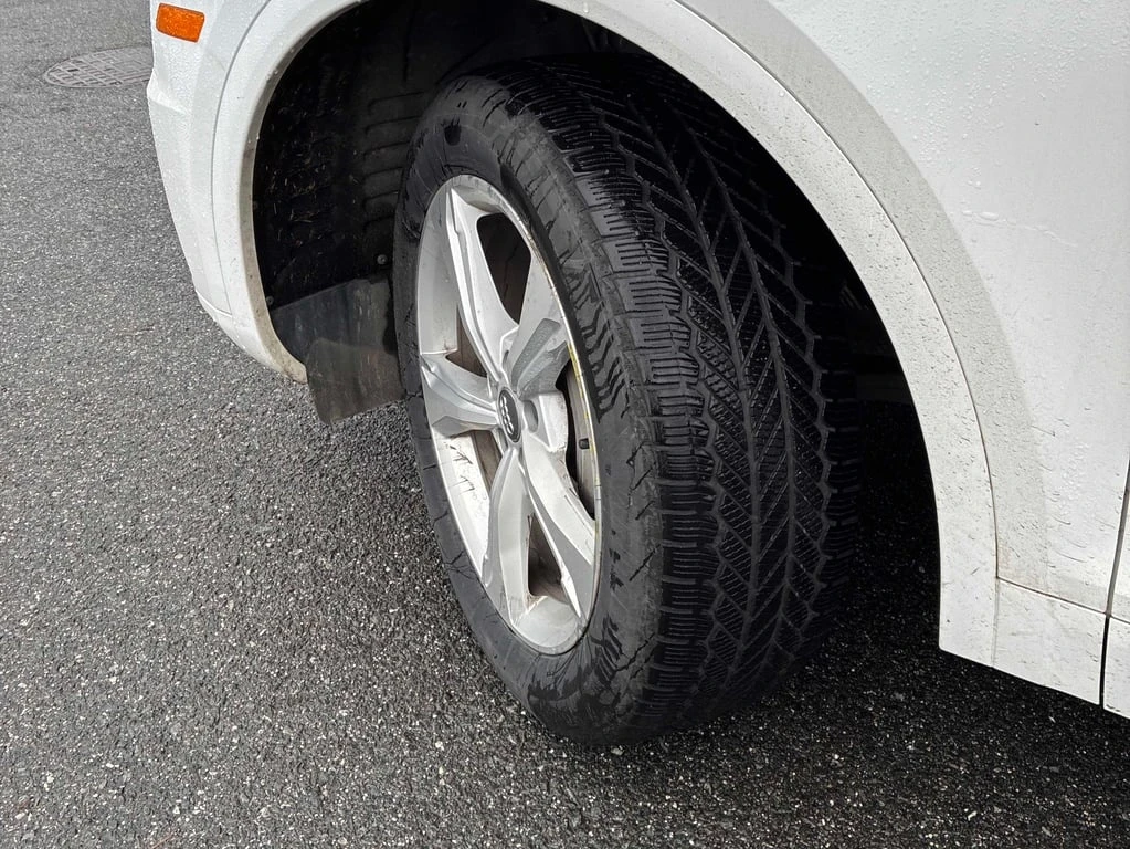 Audi Q5 * Progressiv * CARFAX * ФИНАНСИРАНЕ - изображение 7