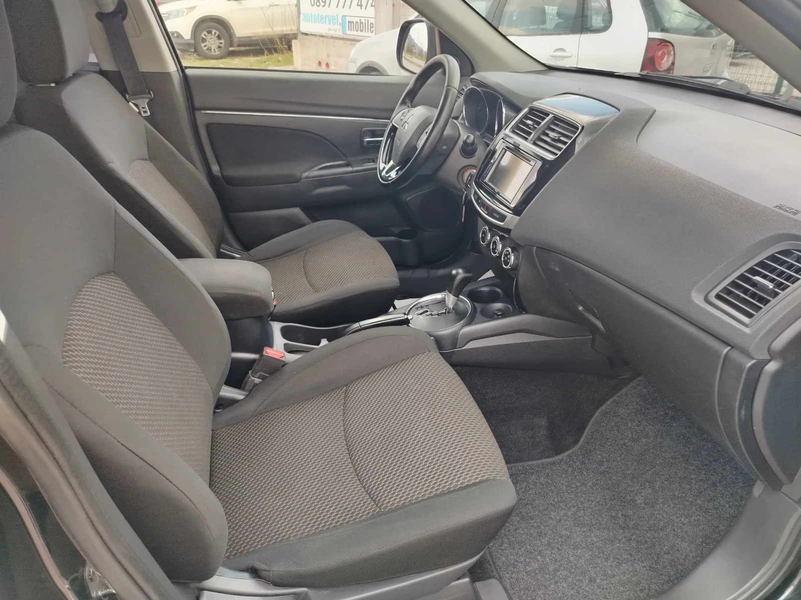 Mitsubishi ASX 2.2 DID 4WD, снимка 9 - Автомобили и джипове - 53976792