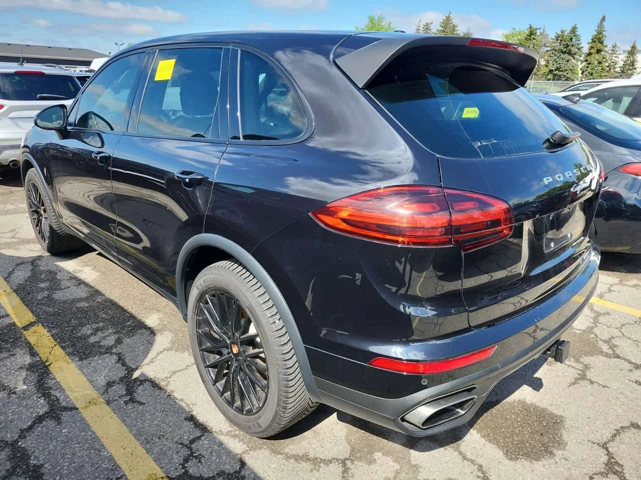 Porsche Cayenne ПОДГРЕВ/ОБДУХ/ПАНО//CARFAX/ФИНАНСИРАНЕ, снимка 4 - Автомобили и джипове - 54677793