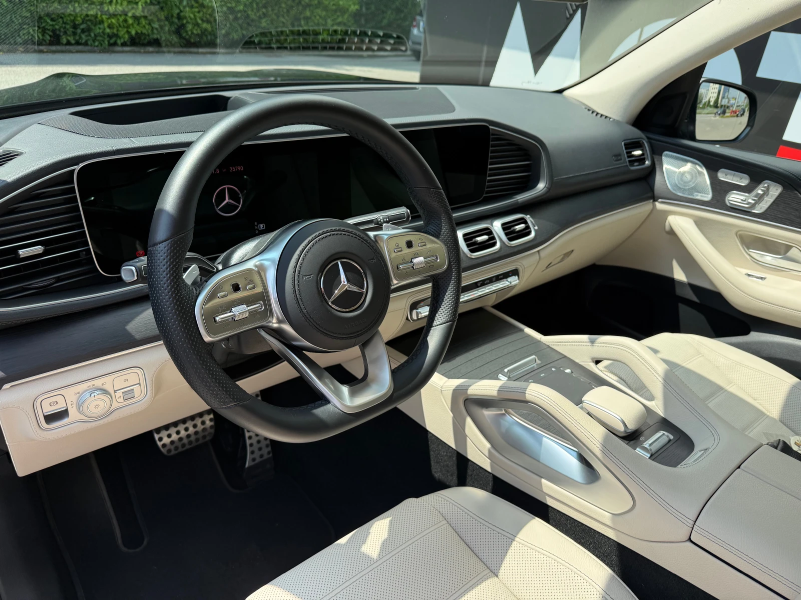 Mercedes-Benz GLS 400 400d 4matic* BURMESTER* PANORAMA, снимка 9 - Автомобили и джипове - 54839763