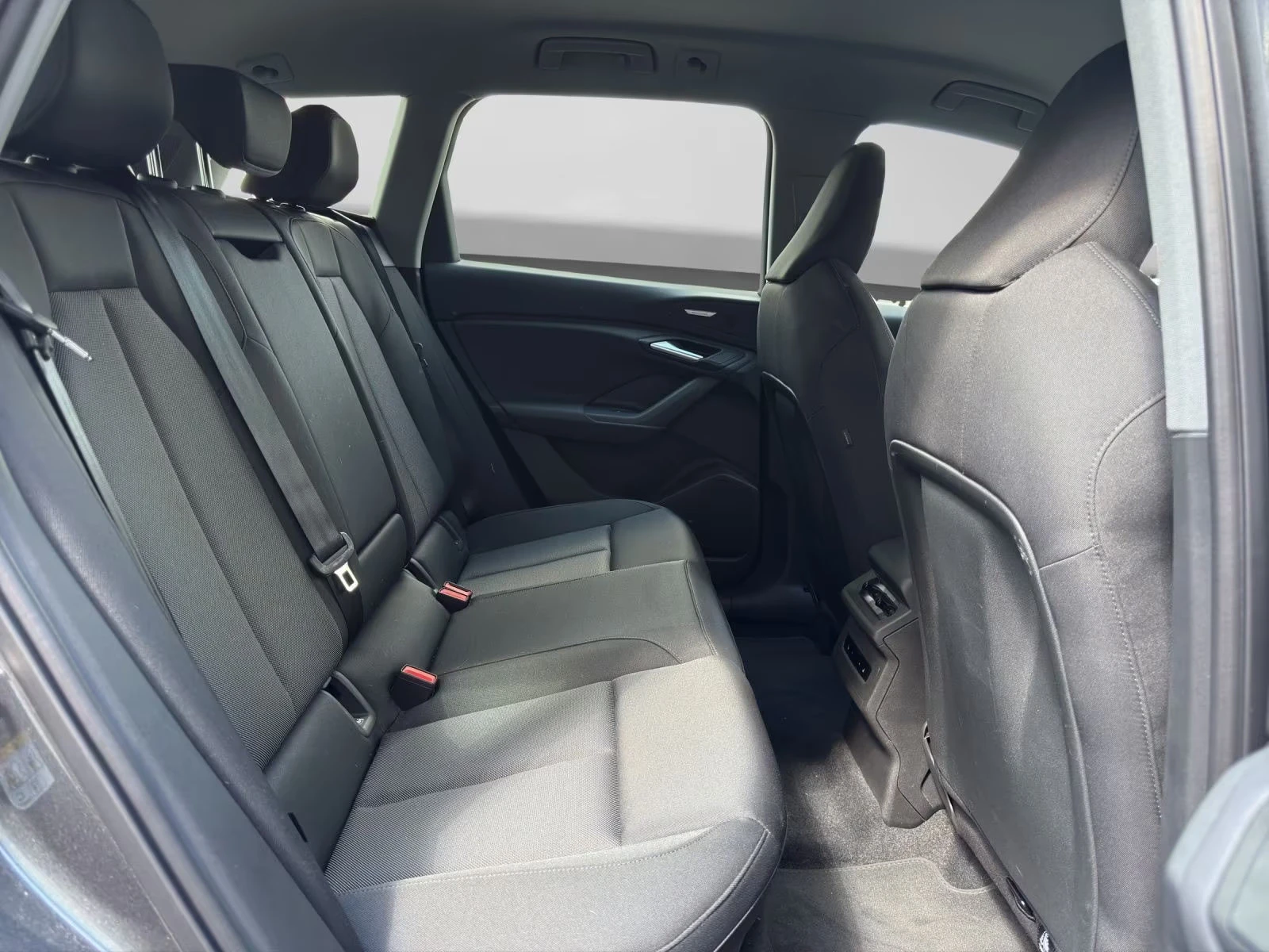Audi Q6 E-TRON/S-LINE/252HP/MATRIX/B&K/552z, снимка 9 - Автомобили и джипове - 55189333