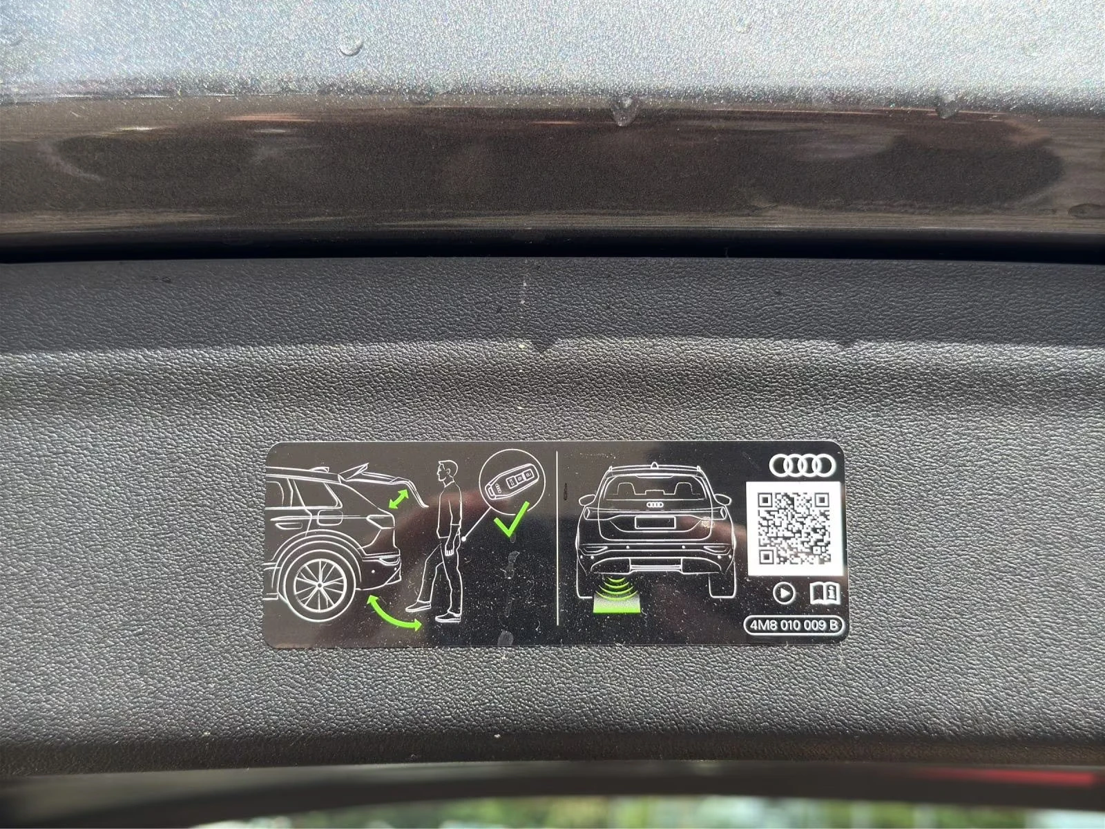 Audi Q6 E-TRON/S-LINE/252HP/MATRIX/B&K/552z, снимка 4 - Автомобили и джипове - 55189333