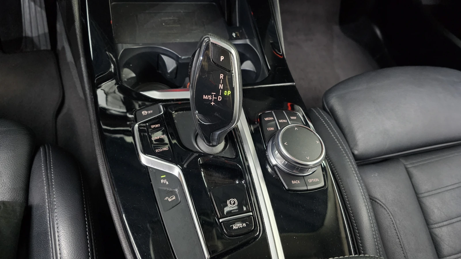 BMW X3 xDrive20d BLIND SPOT HUD ������ ����* encareu.com | Mobile.bg � ����������� 9