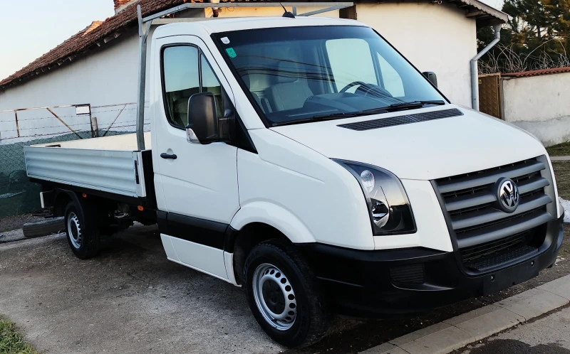 VW Crafter 2, 5 TDI-109 К.С, 6 скорости, снимка 2 - Бусове и автобуси - 49392342