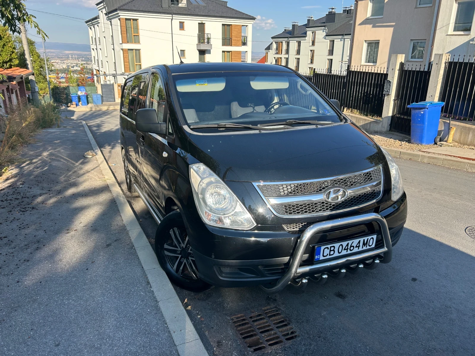 Hyundai H1 Товарен 2+ 1, снимка 3 - Бусове и автобуси - 56150922