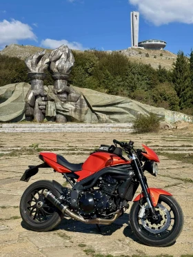 Triumph Speed Triple 1050, снимка 1