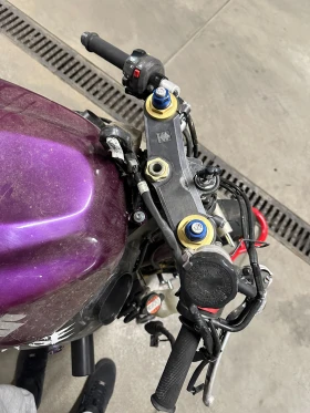 Обява за продажба на Suzuki Gsxr K5 ~4 000 лв. - изображение 2 | Auto.bg Обява за продажба на Suzuki Gsxr K5 ~4 000 лв. - изображение 2