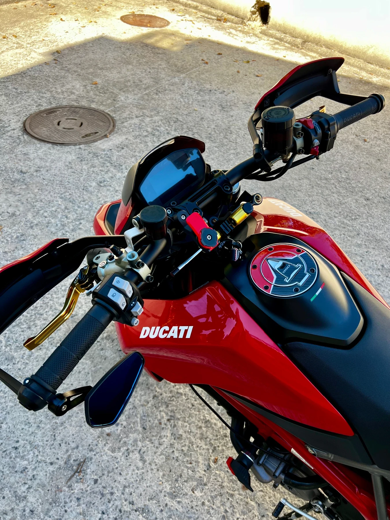 Ducati Panigale  Ducati Hypermotard 950 | Mobile.bg   14