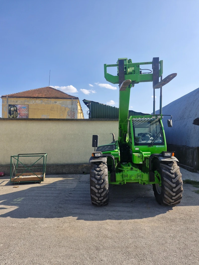 Телескопичен товарач Merlo 38.10