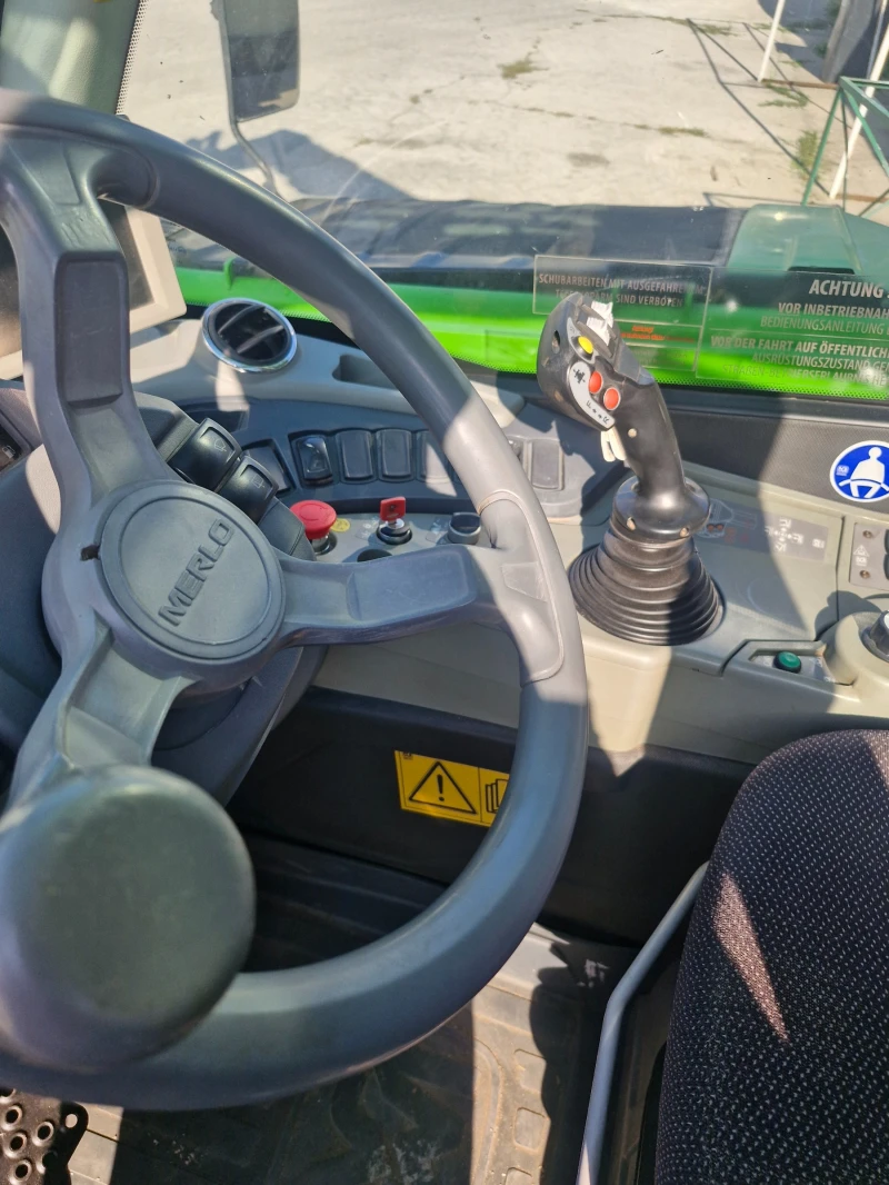 Телескопичен товарач Merlo 38.10, снимка 8 - Селскостопанска техника - 52074725