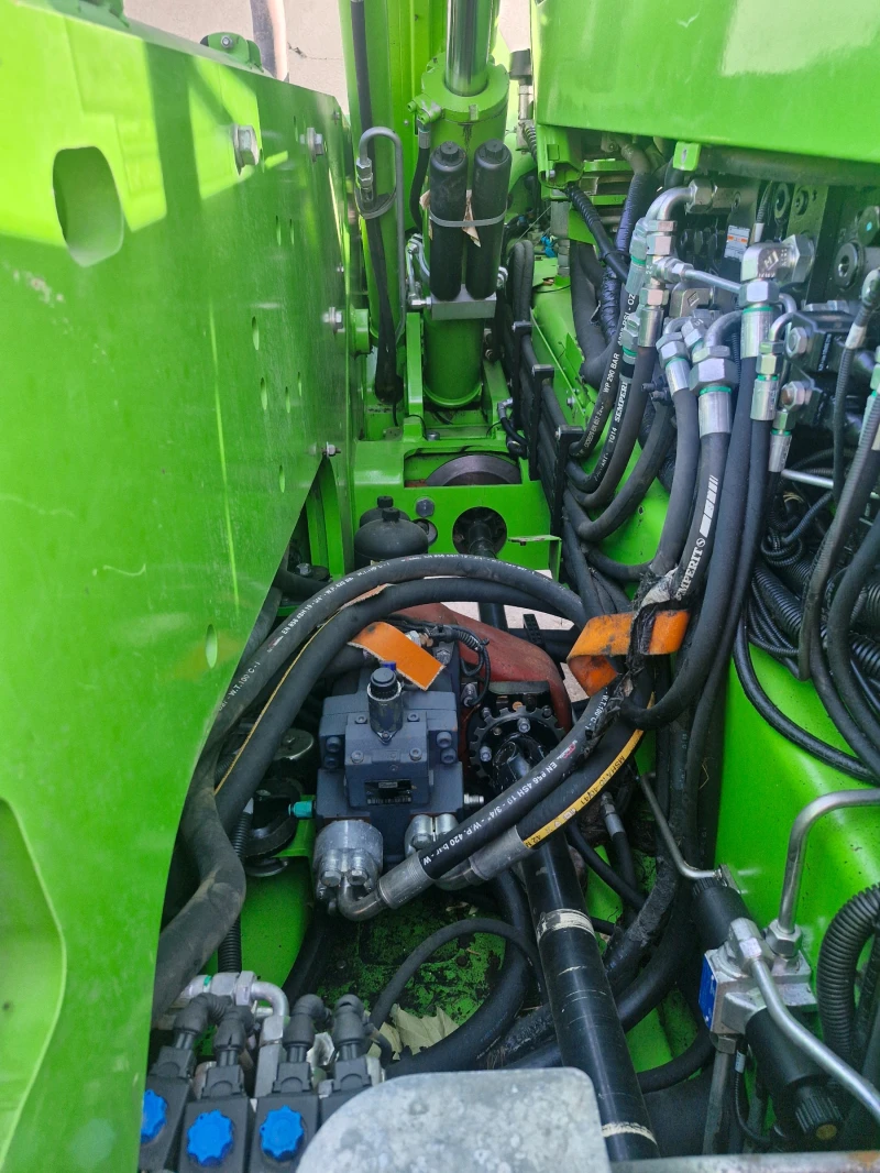 Телескопичен товарач Merlo 38.10, снимка 15 - Селскостопанска техника - 52074725