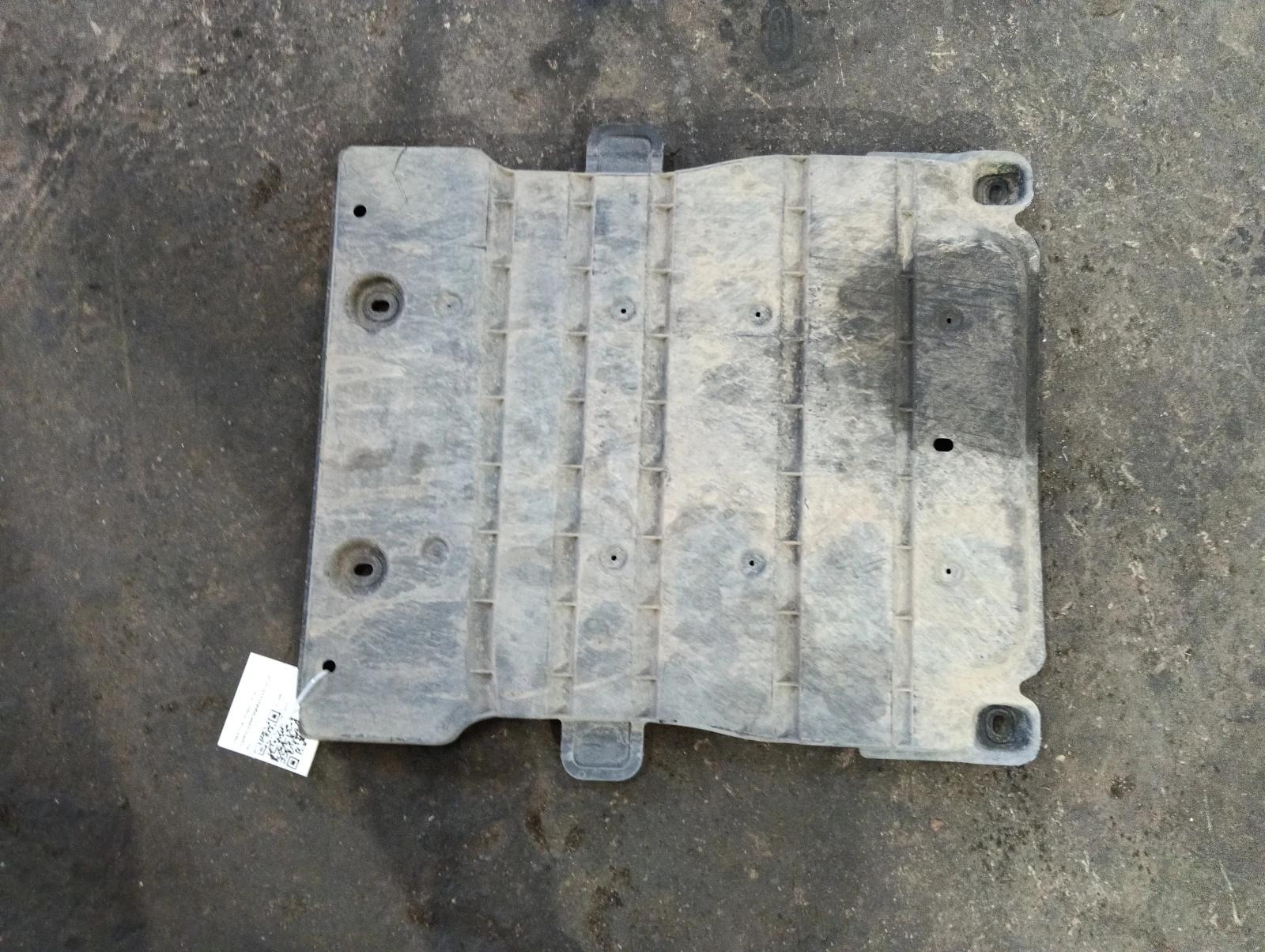кора под купе 5Q0825230H 5Q0825229C  Audi A3