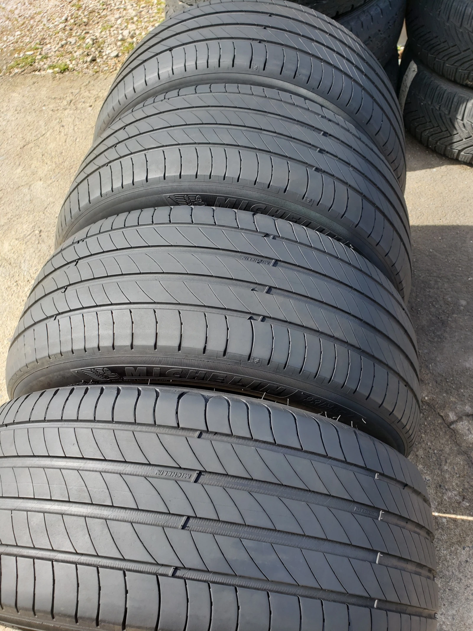 Гуми Летни 225/45R17, снимка 3 - Гуми и джанти - 53808027