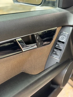 Mercedes-Benz C 220 2.2 CDI, снимка 12