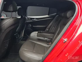 Kia Stinger 2.0 Turbo, снимка 8