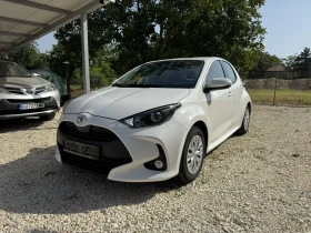 Toyota Yaris 1.5i Ръчни скорости/Мултимедия, снимка 1