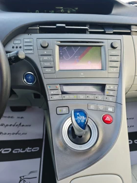 Toyota Prius ХИБРИД* ПАНОРАМА* ЛЕД* НАВИ* ГАРАНЦИЯ, снимка 13