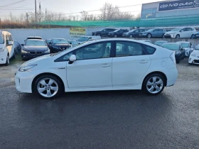 Toyota Prius ХИБРИД* ПАНОРАМА* ЛЕД* НАВИ* ГАРАНЦИЯ, снимка 2