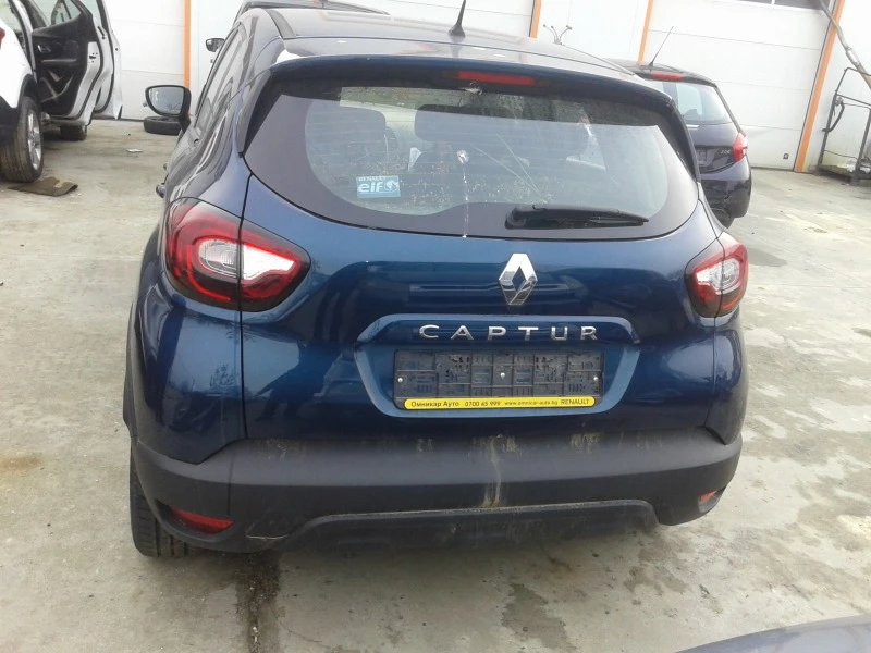 Renault Captur 1,5d, снимка 5 - Автомобили и джипове - 43411613