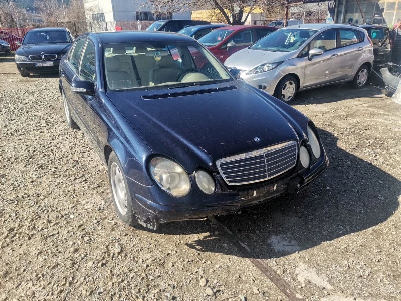 Mercedes-Benz E 220 2.2Cdi 150кс 120 000km, снимка 1 - Автомобили и джипове - 48308424