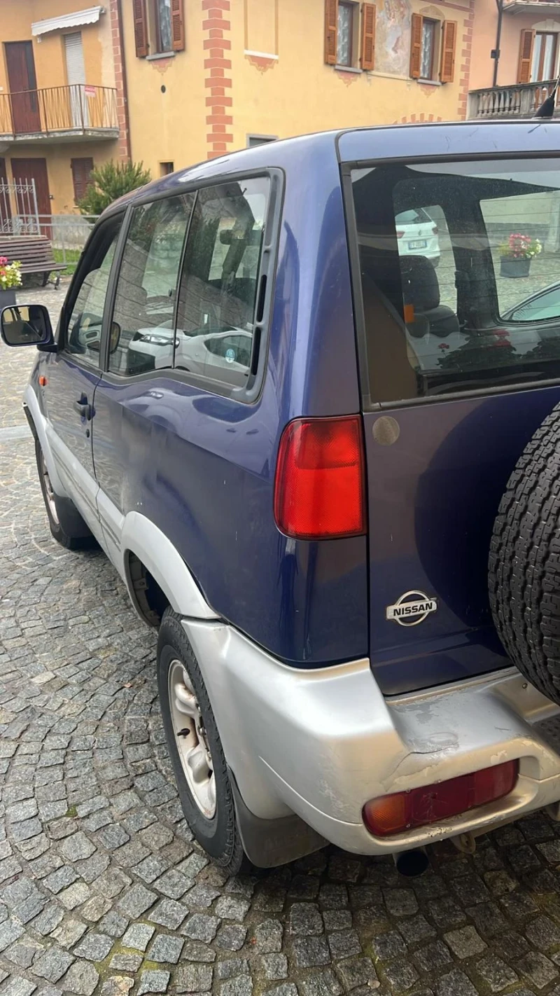 Nissan Terrano 2.7tdi, снимка 3 - Автомобили и джипове - 47179595