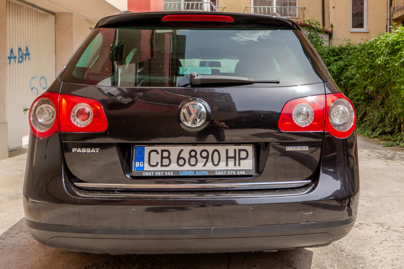 VW Passat, снимка 5 - Автомобили и джипове - 46127779