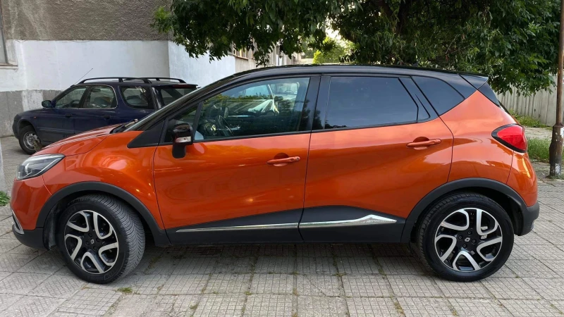 Renault Captur 1.5 dci 90 hp /LED/ ISOFIX/ KEYLESS/ KAMERA/ , снимка 2 - Автомобили и джипове - 47239033