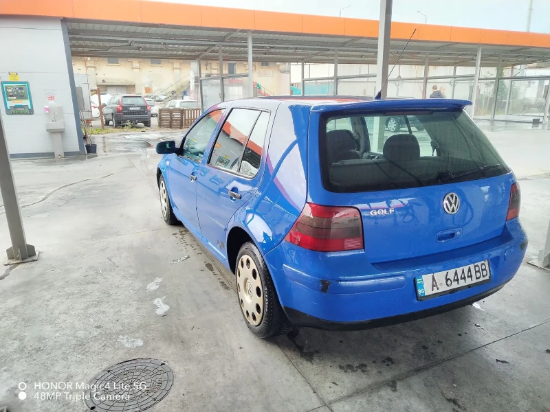 VW Golf, снимка 2 - Автомобили и джипове - 47841882