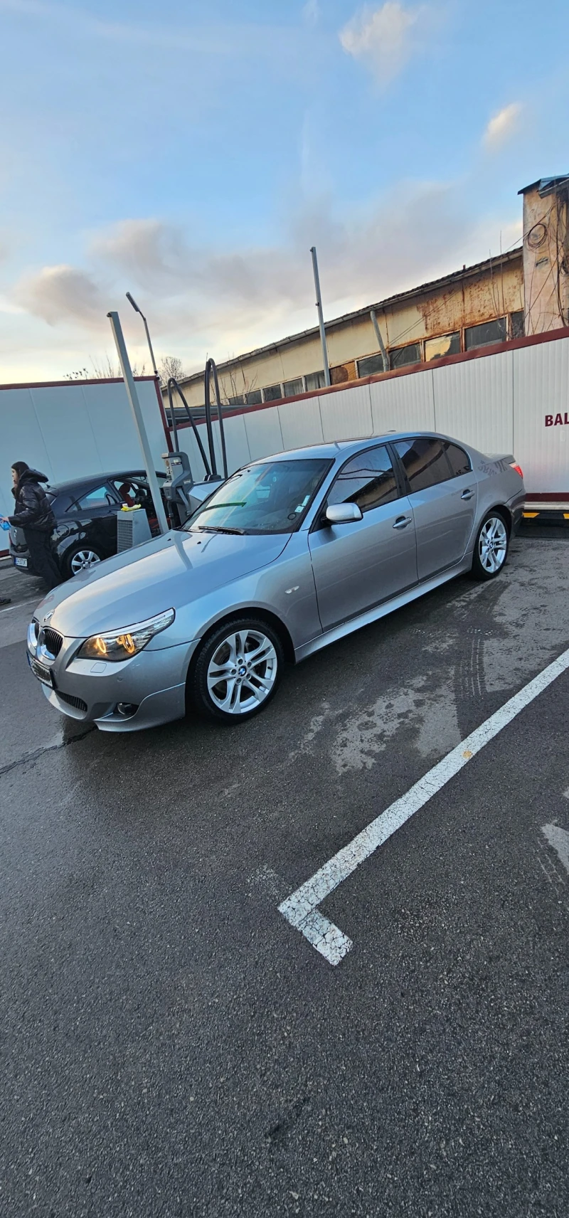 BMW 530 XI, снимка 1 - Автомобили и джипове - 48503629