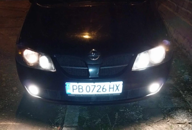 Nissan Almera Hatchback (N16) 1.5, снимка 6 - Автомобили и джипове - 48830930