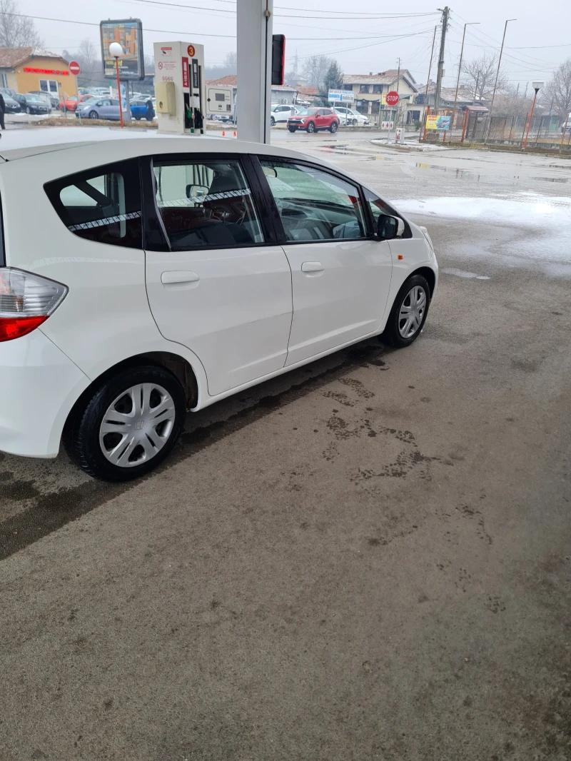 Honda Jazz 1.2куб.90к.с. 2009г. Бензин , снимка 3 - Автомобили и джипове - 49274770