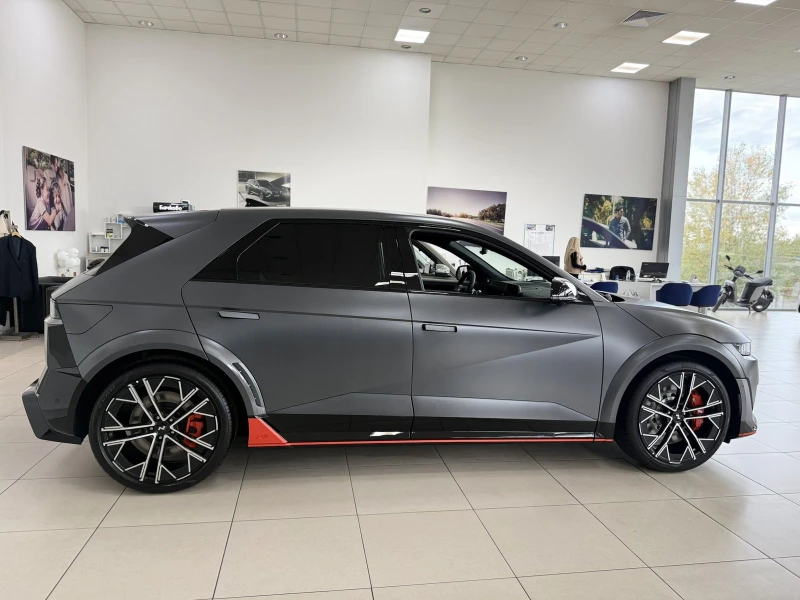 Hyundai Ioniq 5 IONIQ 5 N Performance 84 кВтч 650 к.с. HTRAC (4x4), снимка 4 - Автомобили и джипове - 52379820