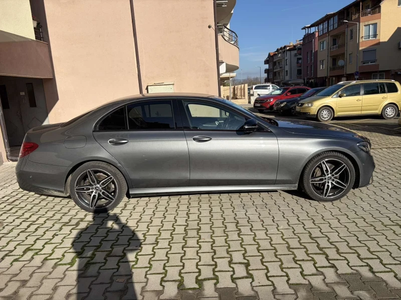 Mercedes-Benz E 220 Mercedes-Benz 220d 4matic 9G , снимка 2 - Автомобили и джипове - 52752697
