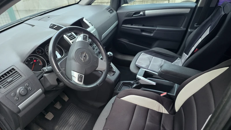 Opel Zafira Eco flex, снимка 7 - Автомобили и джипове - 53144394