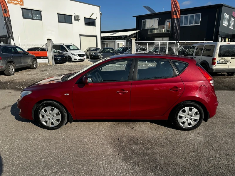 Hyundai I30 1.4бензин, снимка 3 - Автомобили и джипове - 53152087
