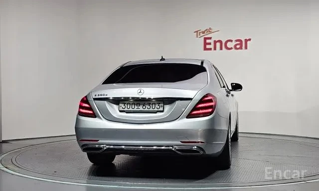 Mercedes-Benz S 350 * DIS * ОБДУХ * BURM * 360 * HUD , снимка 2 - Автомобили и джипове - 56096528