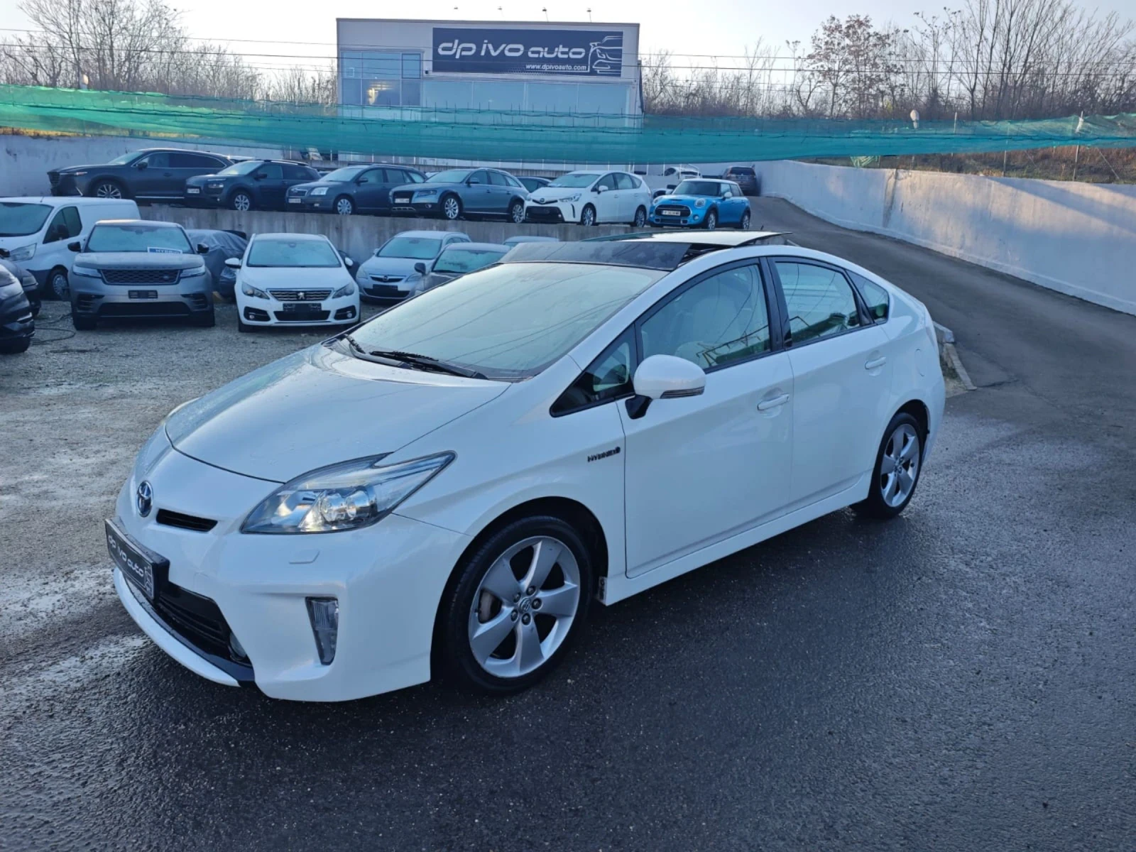 Toyota Prius ХИБРИД* ПАНОРАМА* ЛЕД* НАВИ* ГАРАНЦИЯ, снимка 1