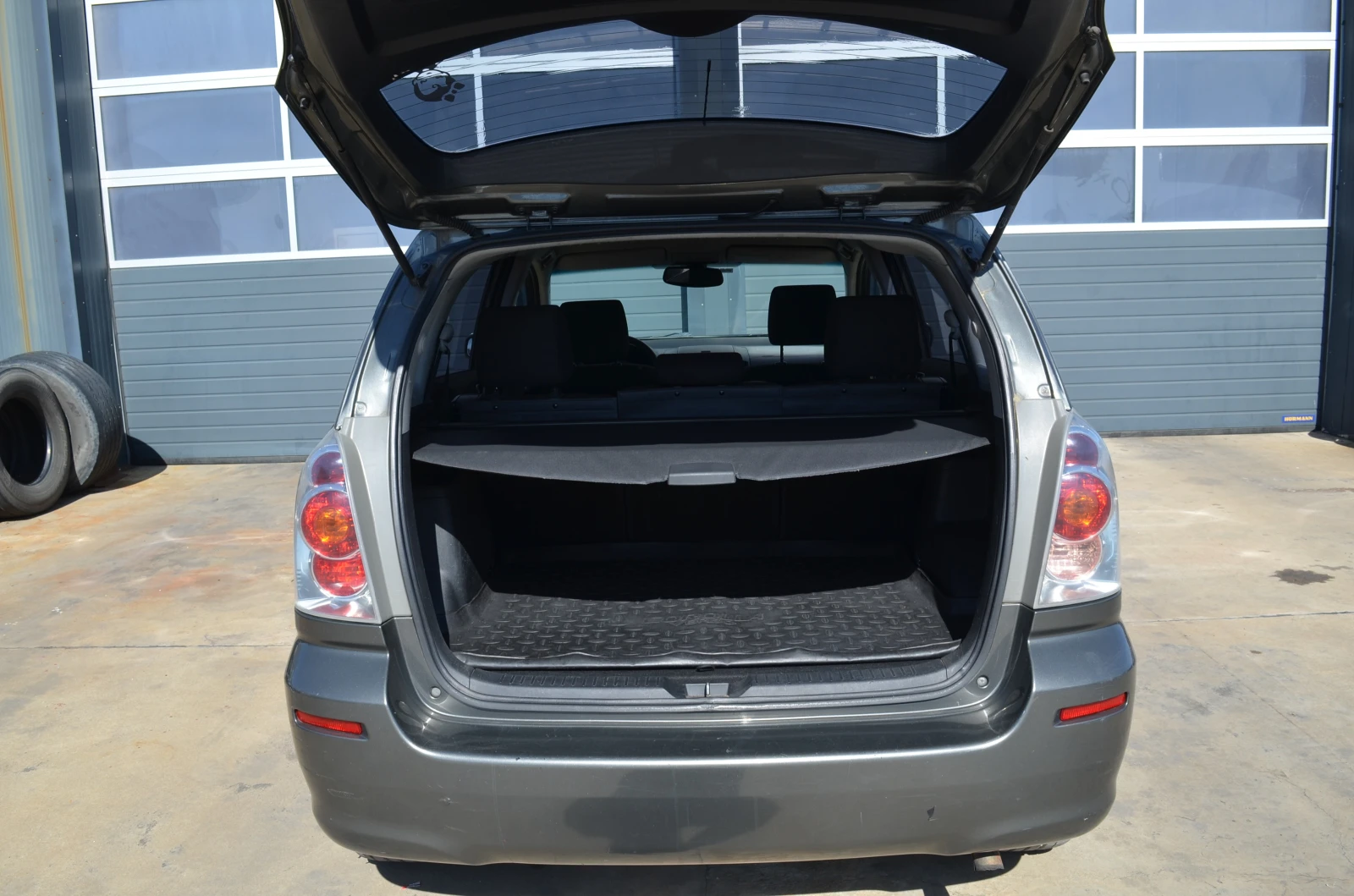 Toyota Corolla verso 2.0 D4D - изображение 10
