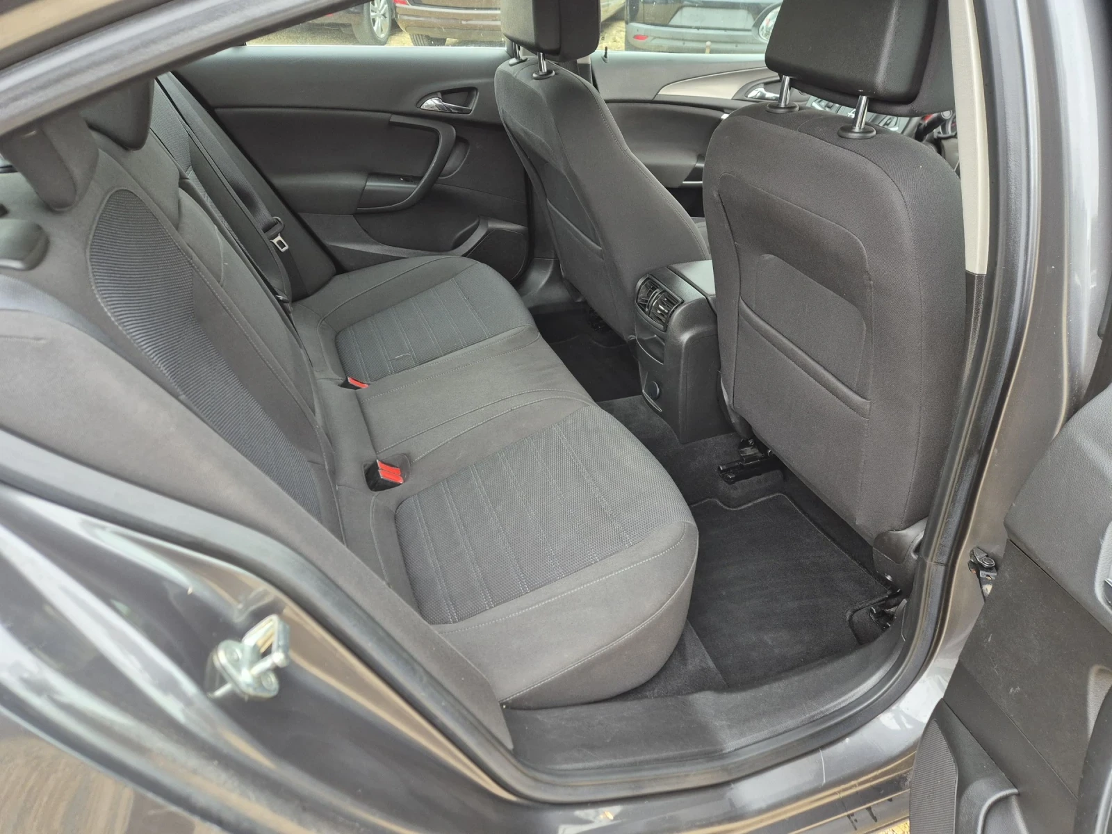 Opel Insignia 1.8i - изображение 7