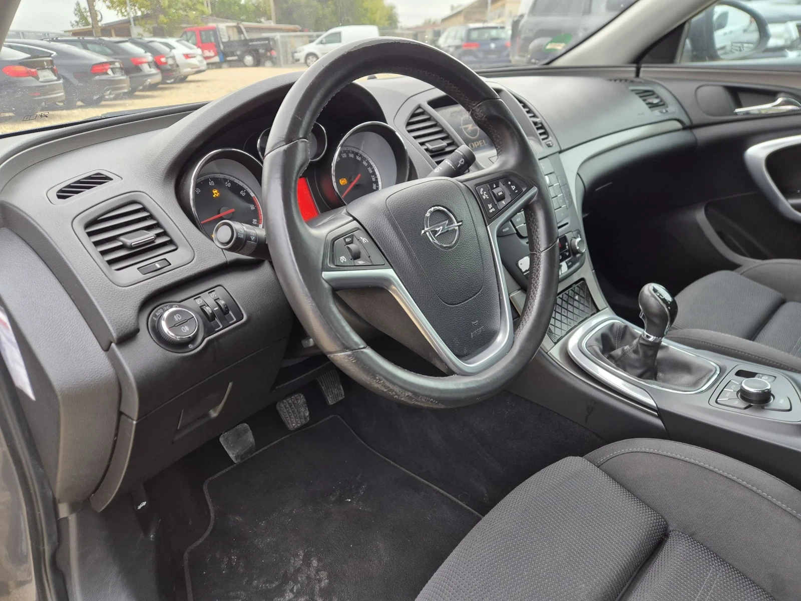 Opel Insignia 1.8i - изображение 9